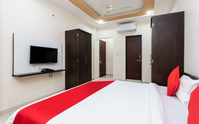 OYO 26905 Hotel Aalishan