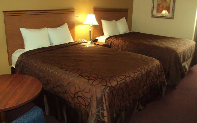 AmericInn by Wyndham Appleton Downtown