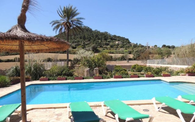 Villa with 4 Bedrooms in Illes Balears, with Private Pool, Enclosed Garden And Wifi - 14 Km From the Beach