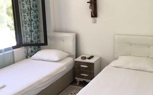 Ada Boutique Hotel