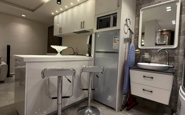 Charming Amman Apartment With Modern Amenities