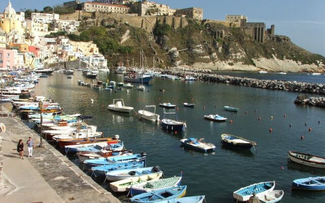 Yacht Suite Procida