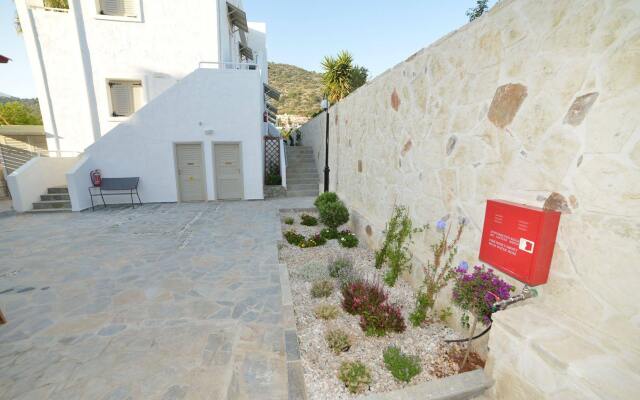 Villa Stella Apartments By Estia