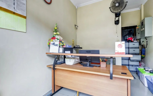 OYO 90927 Homestay Tentrem 2