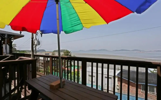 Daebudo Seascape Pension