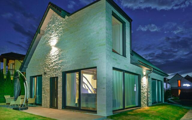 Holiday Home, Private Sauna, Close to the Beach