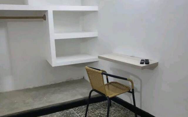 M2-J Habitacion  En Centro Historico