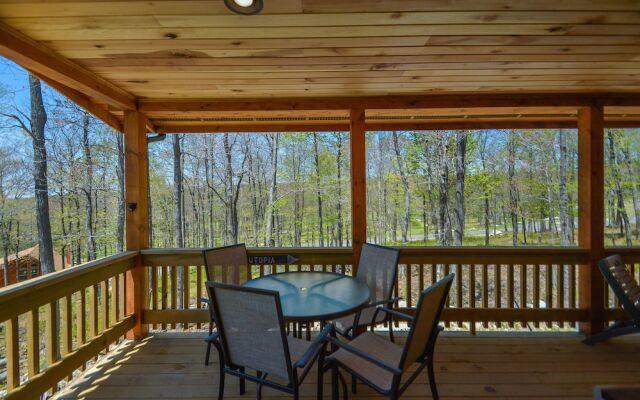 Log Me Inn 5 Bedroom House