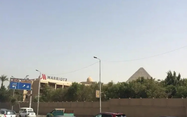 H10 Pyramids View
