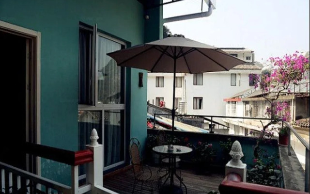 Yangshuo Hillside Garden Hotel
