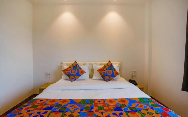 Fabhotel Farmaish Garden