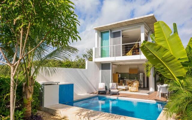 Private Canal Villa 10min to Beach