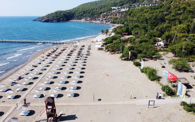 Deniz Otel Sarigerme