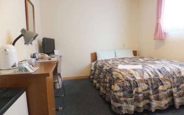 Super Price Hotel Impact 2002