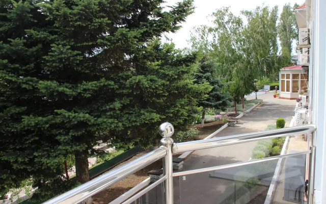 Golden Line Resort