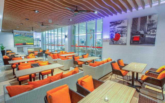 HARRIS Hotel & Conventions Kelapa Gading Jakarta