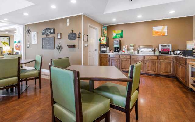 Quality Inn Palm Bay - Melbourne I-95