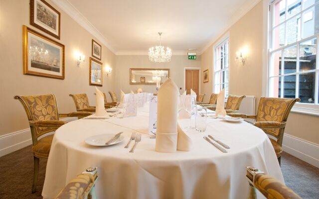 The Dukes Head Hotel