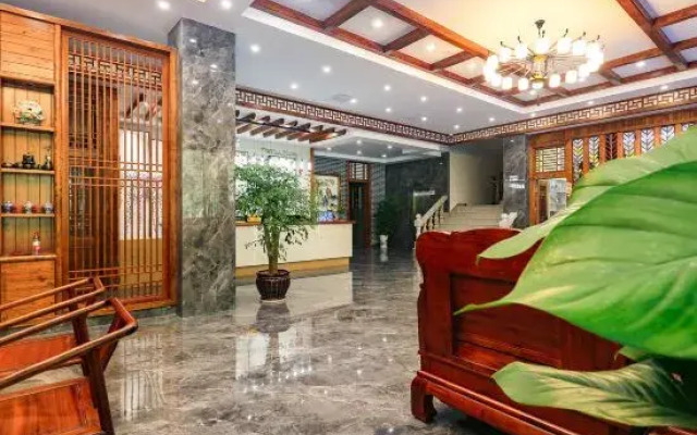 Niman Mountain Residence Hotel