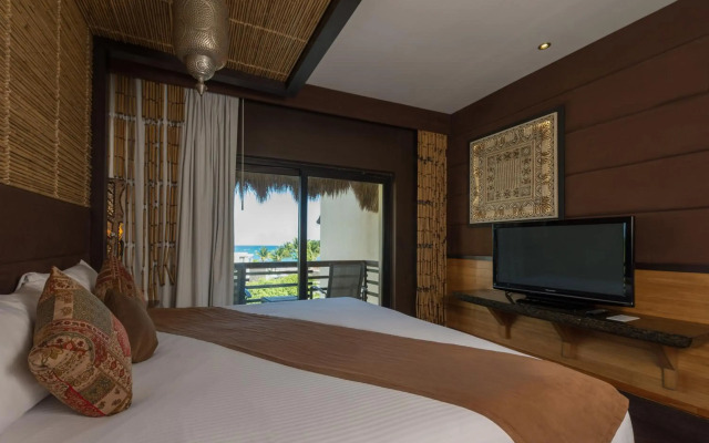 La Divina by Aldea Thai