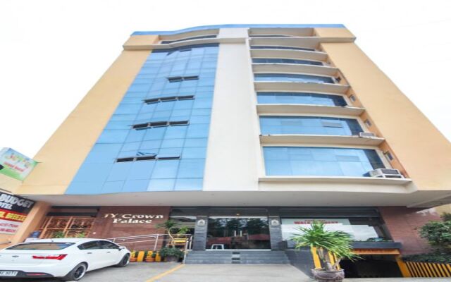 hotelImage