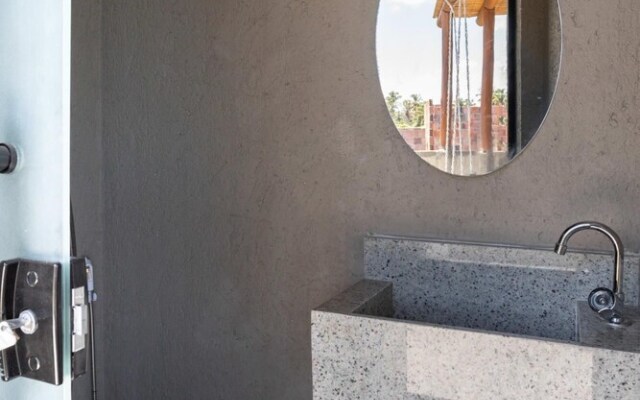 Linda Casa com Piscina 5 min da Praia