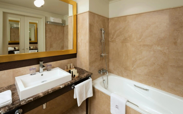 Grandezza Hotel Luxury Palace