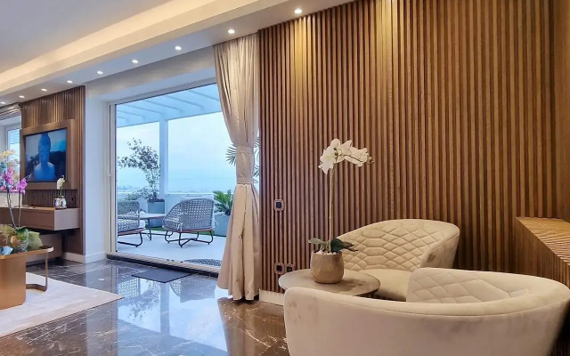 The One 360 Skyline Penthouse Athens