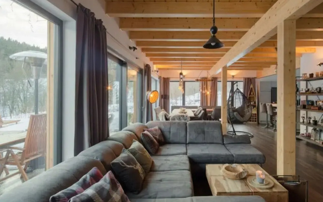 Welcoming Villa With Amenities