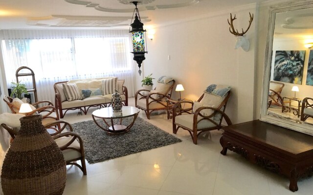 Apartamento de Lujo Vista al Mar