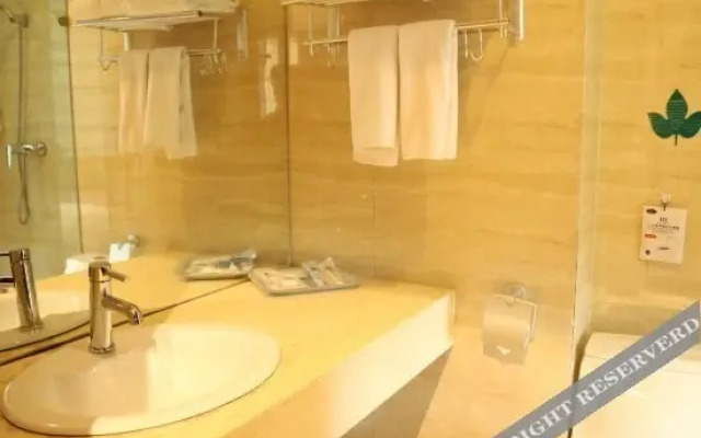 Sunshine Hotel (Unavailable)