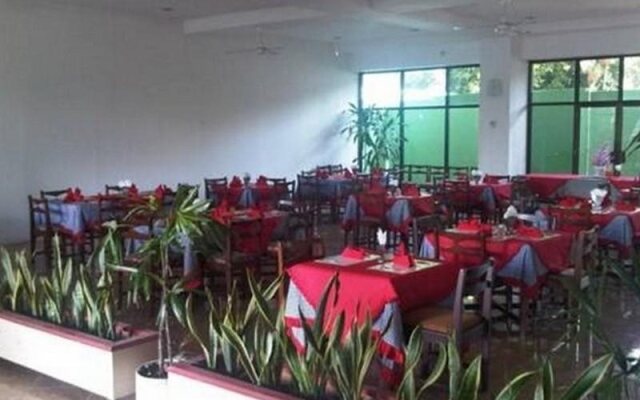 Hotel Nitour Inn