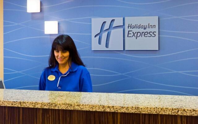 Holiday Inn Express & Suites Kendall East Miami, an IHG Hotel