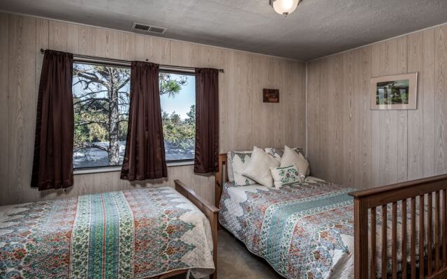 An Amazing View - Three Bedroom Cabin