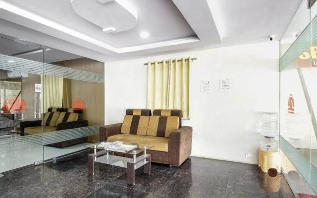 Sri Lakshmi Deluxe By OYO Rooms
