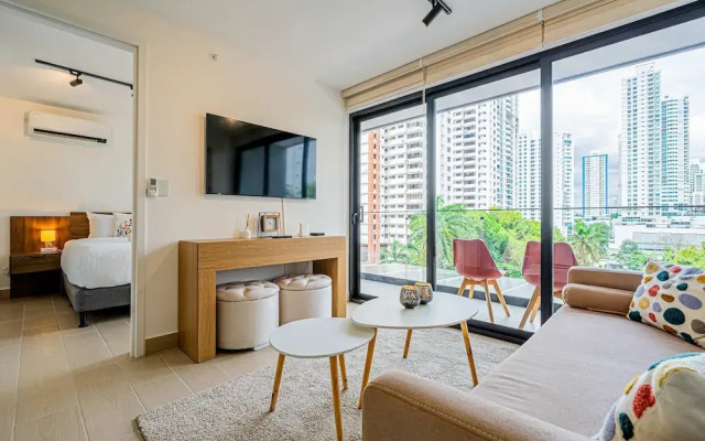 w Beautiful 1BR w Perfect Balcony View