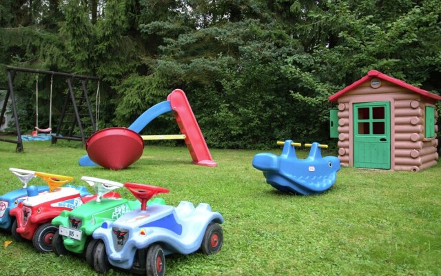 Spacious Holiday Home near Lake in Neukirchen