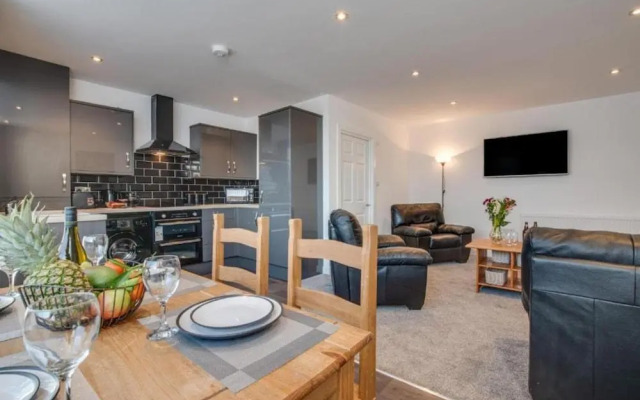 Jackson Court Apartments, Marske