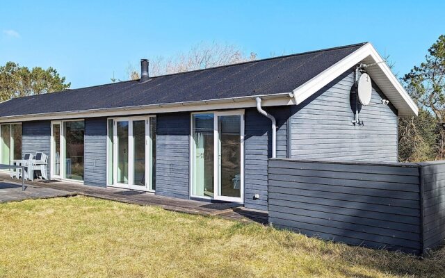 8 Person Holiday Home in Albaek-by Traum