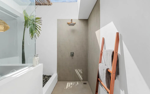 Octo 7 Villa by Betterplace