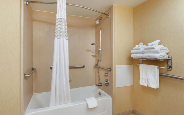 Hampton Inn & Suites Navarre