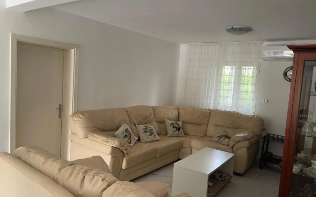 Holiday Home 1