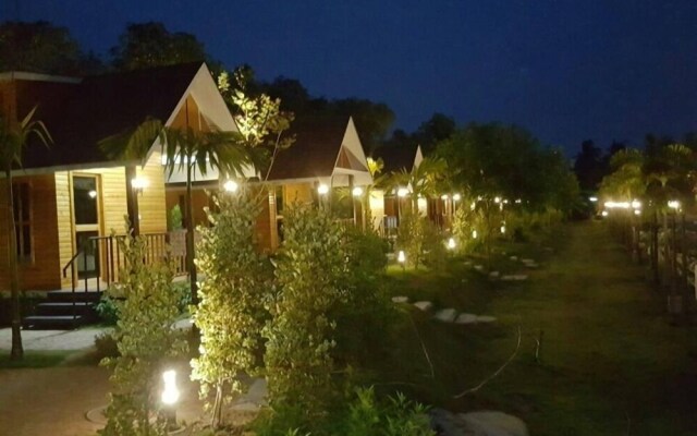 Chang Puak Resort Damnoen Saduak