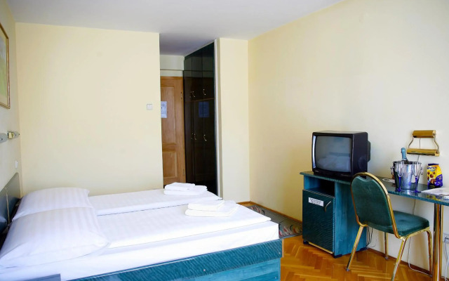 Hotel Bara Budapest