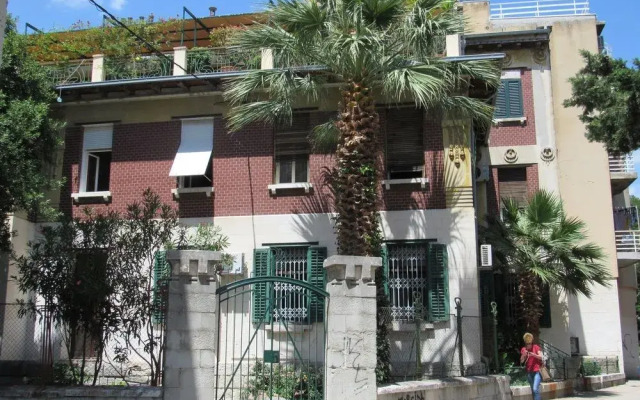 Villa Stone Flower Guest House