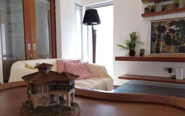 Peninsula Residents All Suite