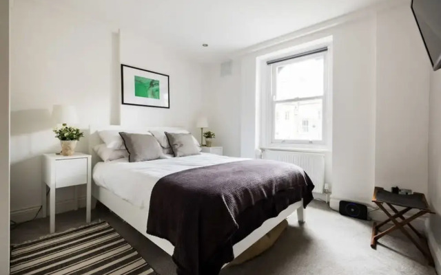 Modern Duplex Near Oxford Street