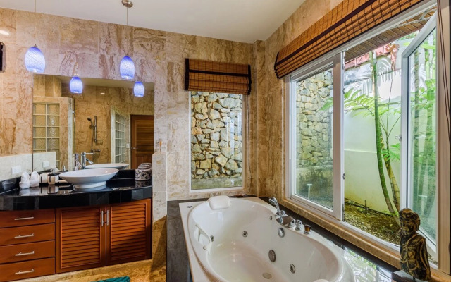 Aster Pool Villa