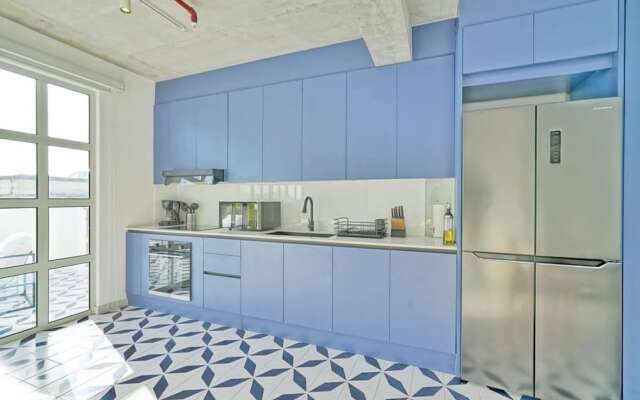 w Splendid 2BR With Terrace in Plaza Herrera