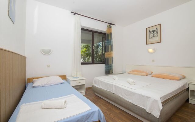 Apartments Tonin